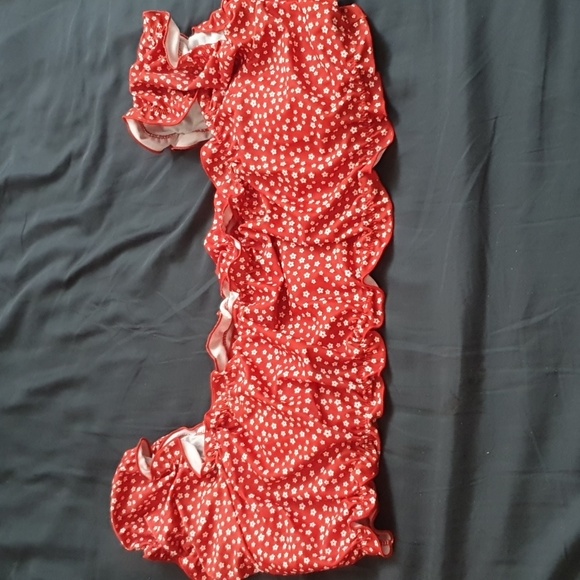 Shein red polka dot 2 piece swim suit - Picture 2 of 9